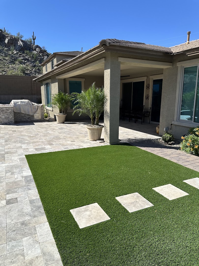 Artificial turf with stepping stones, West Valley AZ
